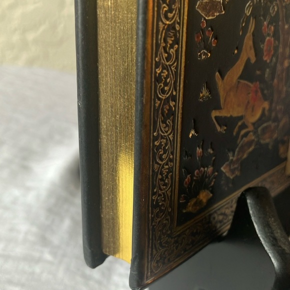 Pauper Press:Persian GroveDecorative Journal- 8”x6”- ribbon bookmark- 160 pages - Picture 10 of 16
